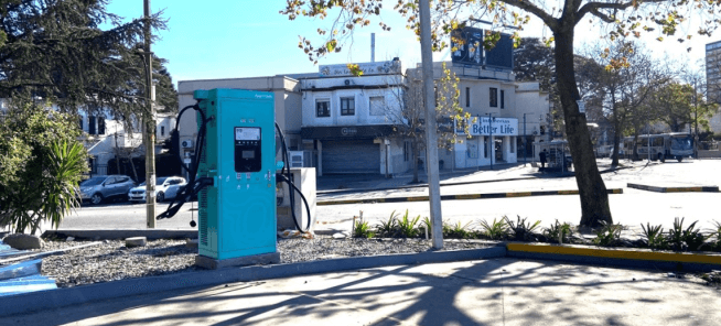 Cargador eOne Axion Prado en Montevideo
